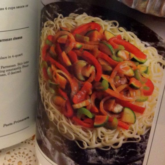 Campbell's Cookbook Treasury of Campbell's Recipes - Picture 8 of 12